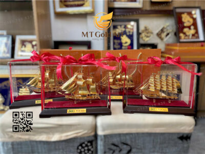 Mo hinh thuyen thuan buom xuoi gio ma vang co trung, qua tang luu niem cao cap y nghia