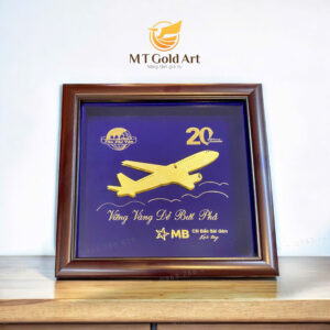 Tranh ky niem 20 nam thanh lap cong ty san xuat theo yeu cau doanh nghiep dat vang 24k